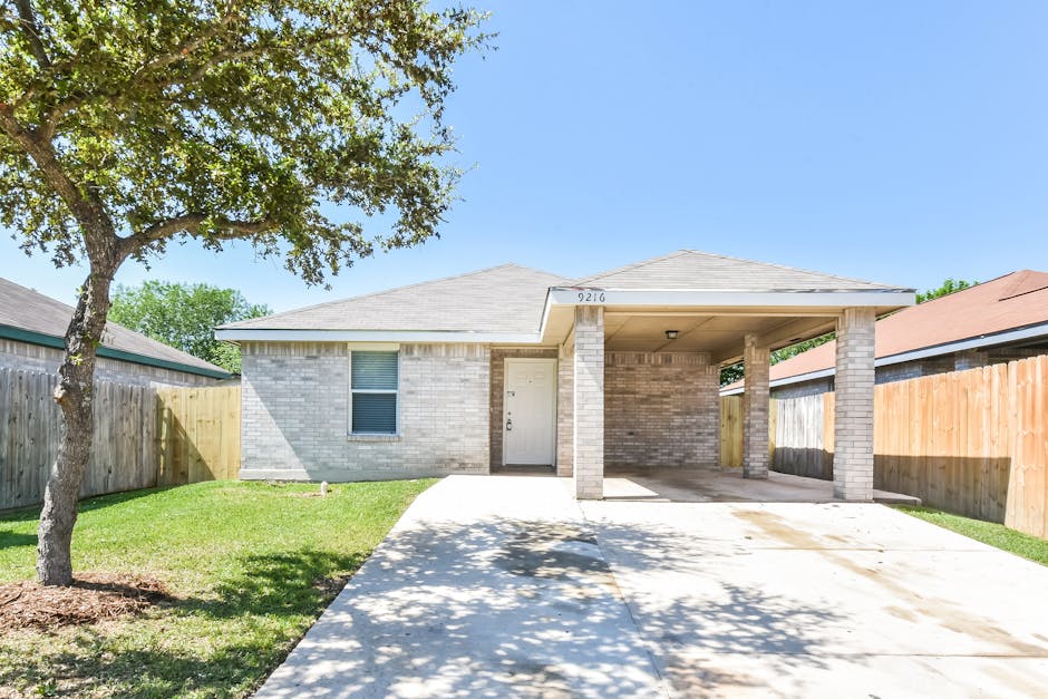 9216 Balboa Port Dr, San Antonio, TX 78242 Home for Rent 4 Beds, 2
